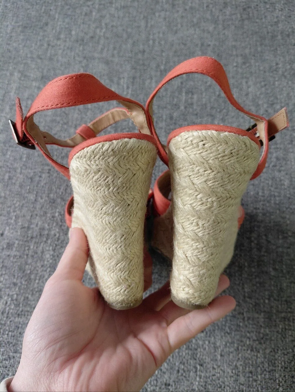 Candie's 2012 Coral Orange T-Strap Open Toe Espadrille Ankle Strap Wedges Size 6